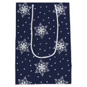 Witte sneeuwvlokken met Polka Dots op Navy Blue Medium Cadeauzakje (Achterkant)