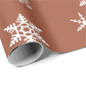 Witte sneeuwvlokken op Cinnamon Stick Holiday Cadeaupapier (Rol Hoek)