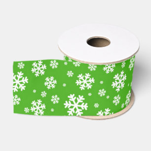 Witte sneeuwvlokken op groen winterpatroon grosgrain lint
