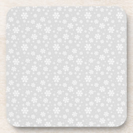 Witte sneeuwvlokken op zilveren winterpatroon bier onderzetter