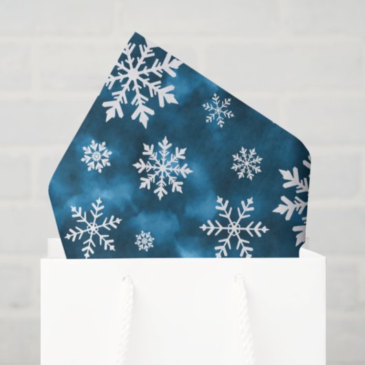 Witte sneeuwvlokkenpatroon op blauwe koele winter tissuepapier (Cadeauzakje)