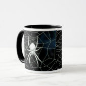 Witte spin in web, webbing mok (Voorkant links)