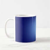 Witte spotlicht op blauw koffiemok (Links)