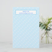Witte Stippen Op Aangepast Blauw Briefpapier  (Staand voorkant)