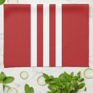 Witte strepen en chevrons op rood met monogram theedoek