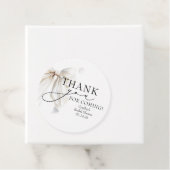 Witte strik: ze gaat trouwen - Bruidsjonkerfeest Bedankjes Labels (In situ)