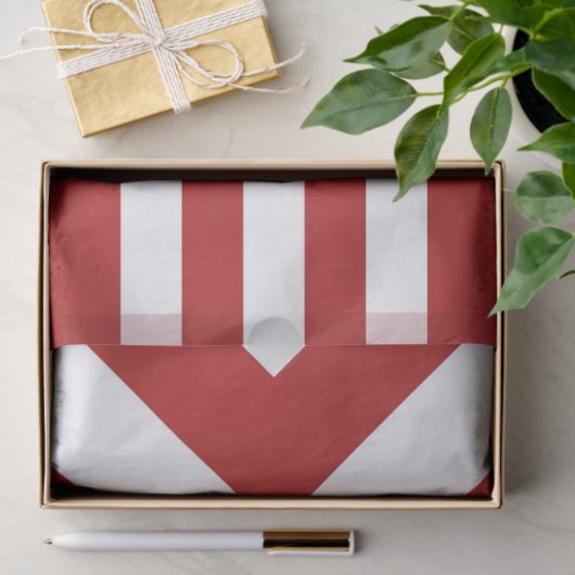 Witte strips en Chevrons op rood met monogram Tissuepapier (Geschenk)