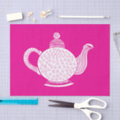 Witte theepot op Hot Pink Tissuepapier (Craft)