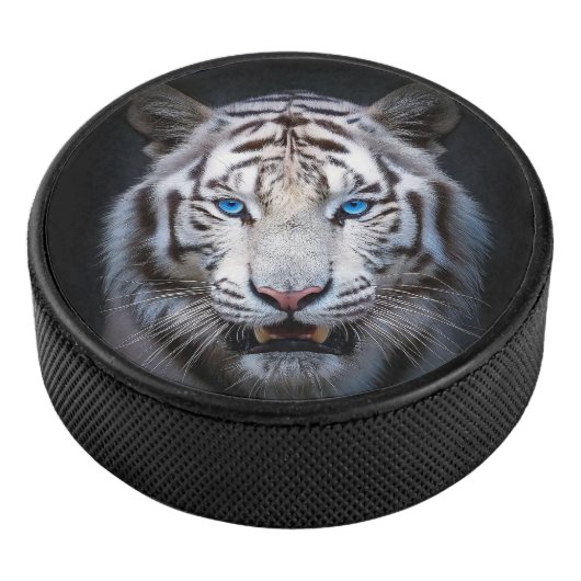 Witte Tijger Blauwe Ogen Hockey Puck (3/4)