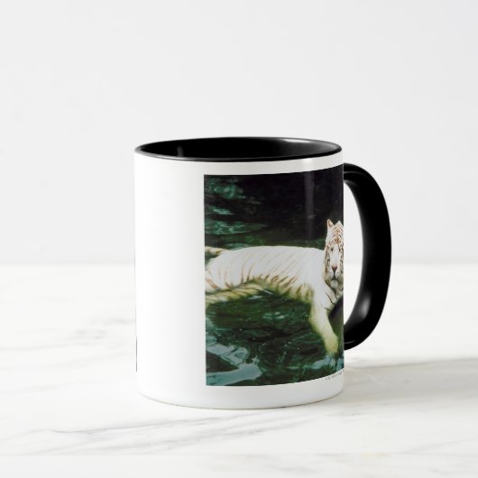 Witte tijger die vreedzaam zwemt mok (Voorkant rechts)