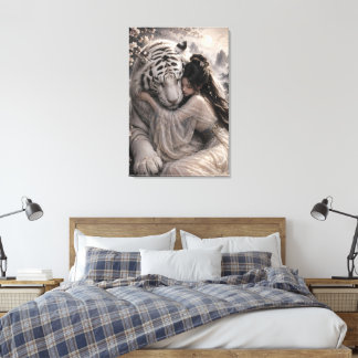 Witte Tijger en Vrouw Knuffelen | Romantische Fant Canvas Afdruk