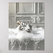 Witte Tijger in Badkuip Kunstprint Maximalistische Poster (Voorkant)