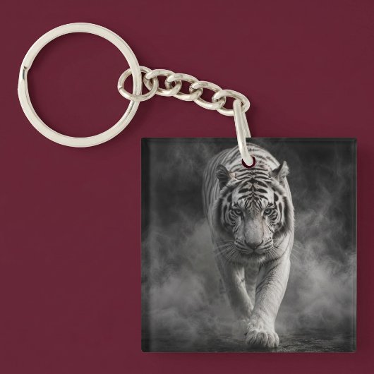 Witte Tijger Lopend Door Rook Sleutelhanger