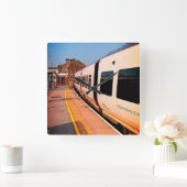 Witte trein vierkante klok (Huis)