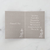 Witte trouwjurk op bruine bruidsmeisje verzoek (Binnen)