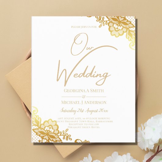 Witte trouwuitnodiging met gouden kantwerk Klassie Flyer