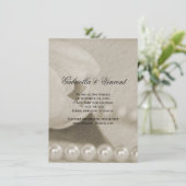 Witte Tulp Bloem en Parels Save the Date (Staand voorkant)