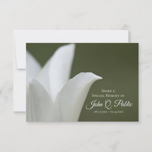 Witte Tulp op Groen Deel een Geheugenbegrafenis Notitiekaartje (Voorkant)
