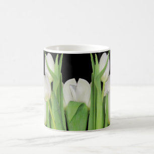 Witte tulpen koffiemok