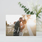 Witte Typografie Trouwfoto Dank u kaart (Staand voorkant)