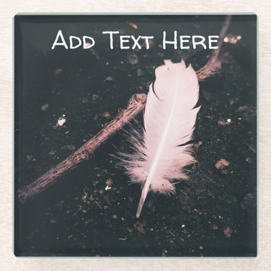 Witte Veer en Twig op Wandelpad Glazen Onderzetter (Voorkant)