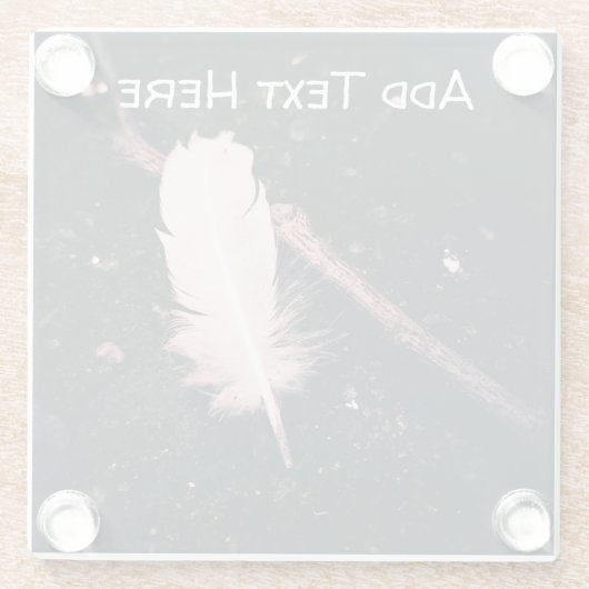 Witte Veer en Twig op Wandelpad Glazen Onderzetter (Achterkant)