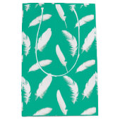 Witte veerafdruk op turquoise medium cadeauzakje (Voorkant)