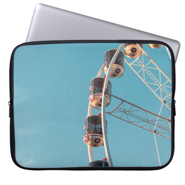 Witte veerbootwiel 's ochtends laptop sleeve (Voorkant)