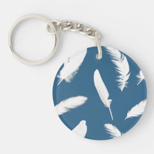 Witte veren afdruk op denim blauw sleutelhanger
