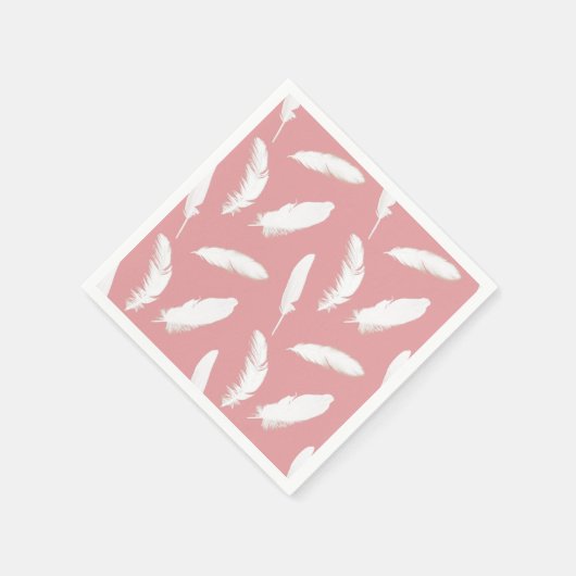 Witte veren afdruk op schelproze servetten (Hoek)
