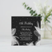 Witte veren in de uitnodiging voor de avond van de (Staand voorkant)