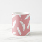 Witte veren op Shell Roze Koffiemok (Center)