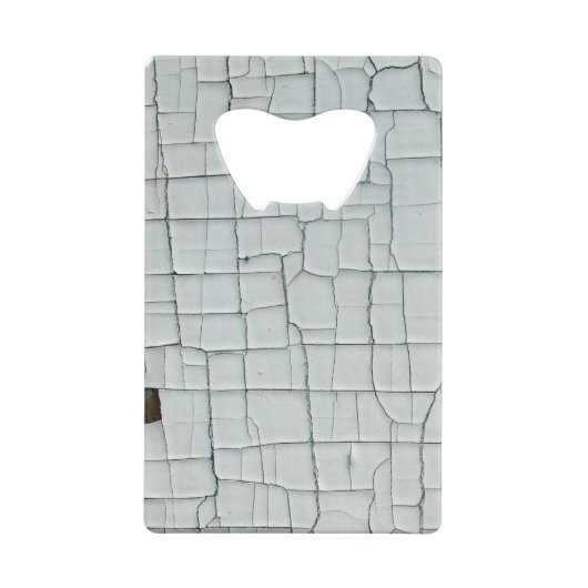 Witte verf, in cache geplaatst en gehakt creditkaart flessenopener (Achterkant)