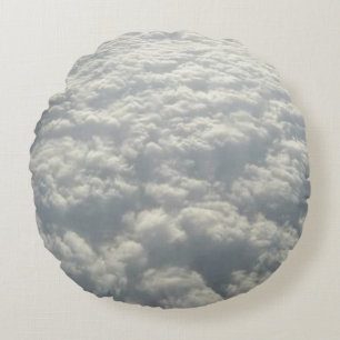WITTE VLOEISTOFFEN ROND KUSSEN