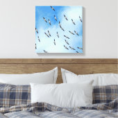Witte vogels in Flight Canvas Print (Insitu (Slaapkamer))