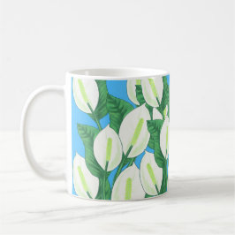 Witte vredesleugens op bleke blauwe achtergrond koffiemok