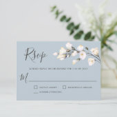 Witte Waterverf Bloemen op Blue Wedding RSVP (Staand voorkant)