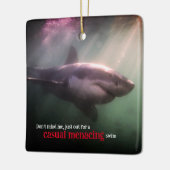 Witte wijzerhaai onder water keramisch ornament (Links)