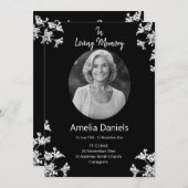 Witte wilde bloem in liefdevolle herinnering begra kaart (Voorkant / Achterkant)