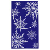 Witte wintersneeuwvlokken op blauwe Prettige feest Klein Cadeauzakje (Achterkant)