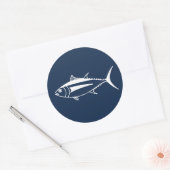 Witte witte tonijn Vis op marineblauw Ronde Sticker (Envelop)
