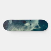 Witte wolf in het nachtbos persoonlijk skateboard (Horizontaal)