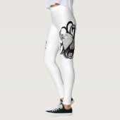 Witte Wolf met stamkunst van Raven Leggings (Links)