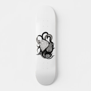 Witte Wolf met stamkunst van Raven Persoonlijk Skateboard
