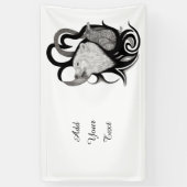 Witte Wolf met stamkunst van Raven Spandoek (Verticaal)