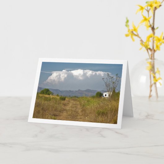 Witte wolk boven berg kaart (Gele Bloem)