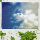 Witte wolken en blauwe hemel theedoek (Gevouwen)