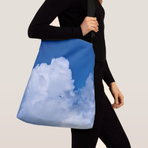 Witte wolken in de blauwe lucht crossbody tas