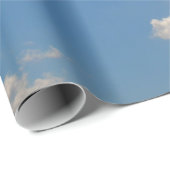 Witte wolken op blauwe hemel cadeaupapier (Rol Hoek)