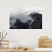 Witte wolken over de donkerrotsbergen poster (Keuken)